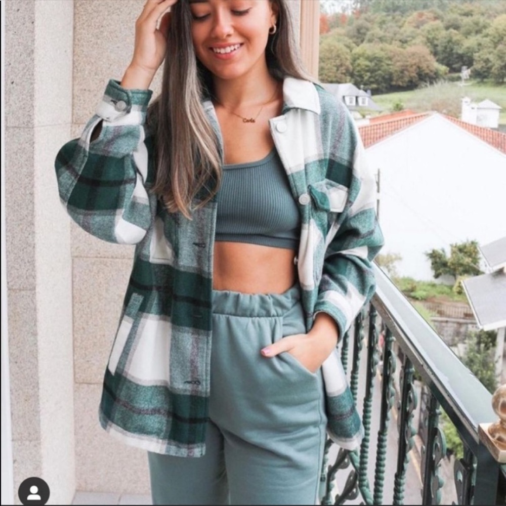 ZARA Blogger Favorite Plaid Shacket - Picture 3 of 8